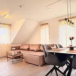 Apartmán Moderne Fusslaeufig Zu Schloss *
