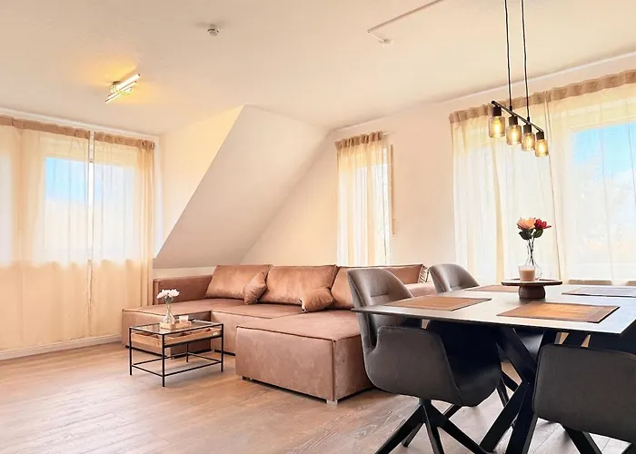 Appartement Moderne Fusslaeufig Zu Schloss *